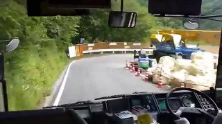 後製 日本巴士佬  伊呂坡山道 表演高超技術 Japanese Bus Driver skill - Irohazaka Downhill