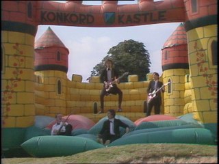 XTC - Generals And Majors