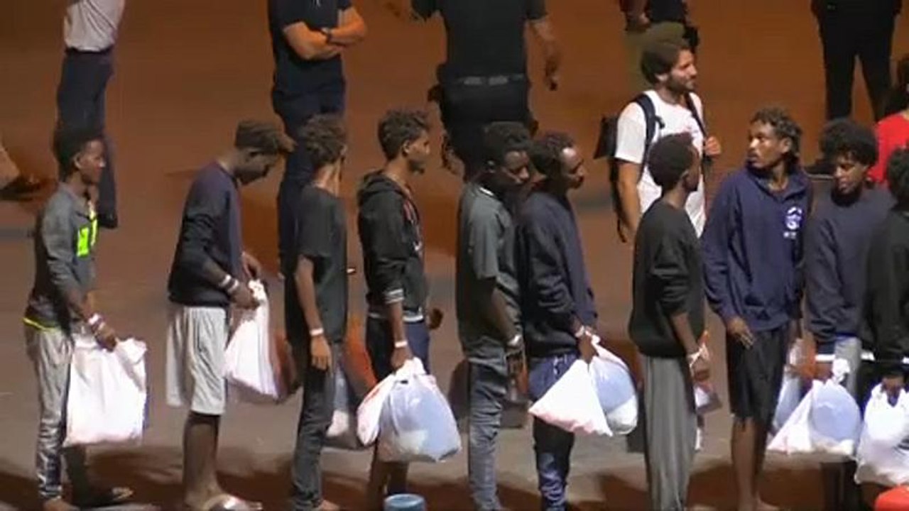 Breves de Bruxelas: Itália relança apelo à solidariedade europeia e novo quartel-general da NATO pode receber o nome do senador McCain