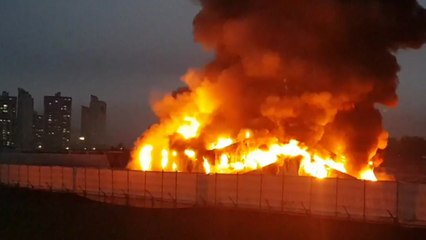 남양주 군부대 터 창고에서 불 / YTN