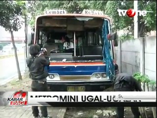 Sopir Ugal-Ugalan, Metromini Tabrak Wanita di Jalur Busway