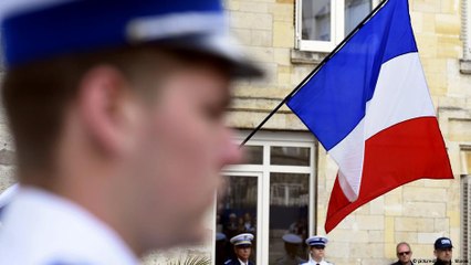 لماذا انتحر عشرات من أفراد شرطة فرنسا في سنة واحدة؟