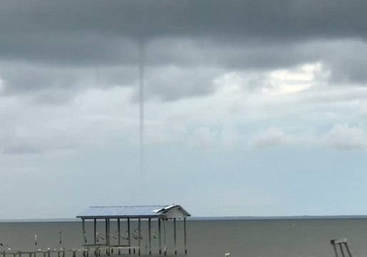 Waterspout Spotted Over Mobile Bay, Alabama