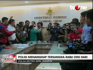 Download Video: Polda Metro Gelar Barang Bukti Pembunuhan Tata