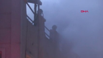 İstanbul Başakşehir'de Çorap Fabrikasında Yangın-1