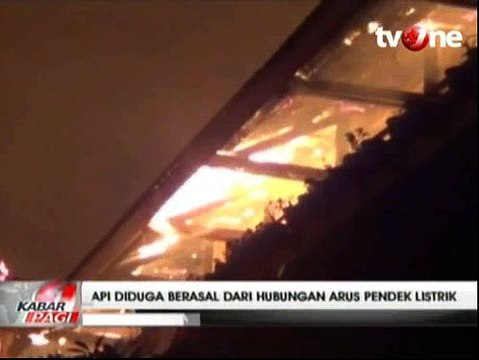 SMP 65 Sunter Kebakaran, 16 Mobil Pemadam Dikerahkan