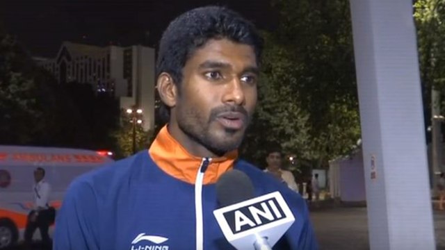 Asian Games 2018 : Gold Medalist Jinson Johnson celebrates his 'Biggest Achievement' | Oneindia News