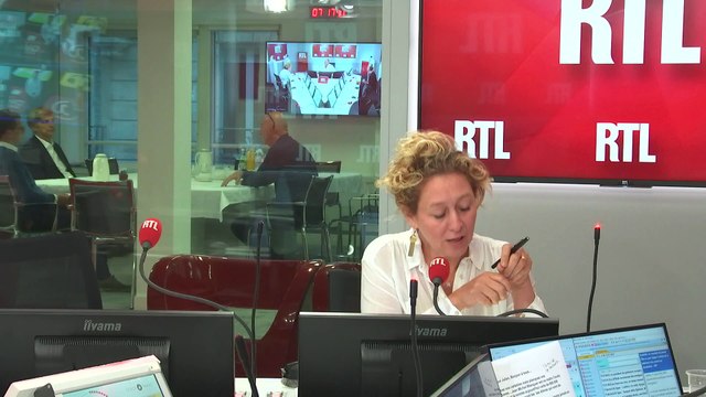 Macron en baisse de popularité : Comme un parfum d'ancien monde , décrypte Alba Ventura