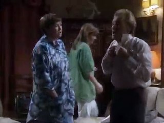 Birds Of A Feather S03E09