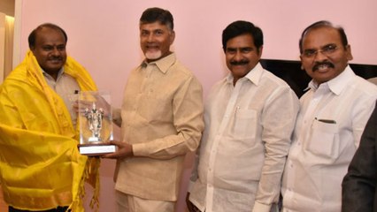 దుర్గమ్మ చెంతకు విచ్చేసిన కర్ణాటక ముఖ్యమంత్రి కుమారస్వామి....!