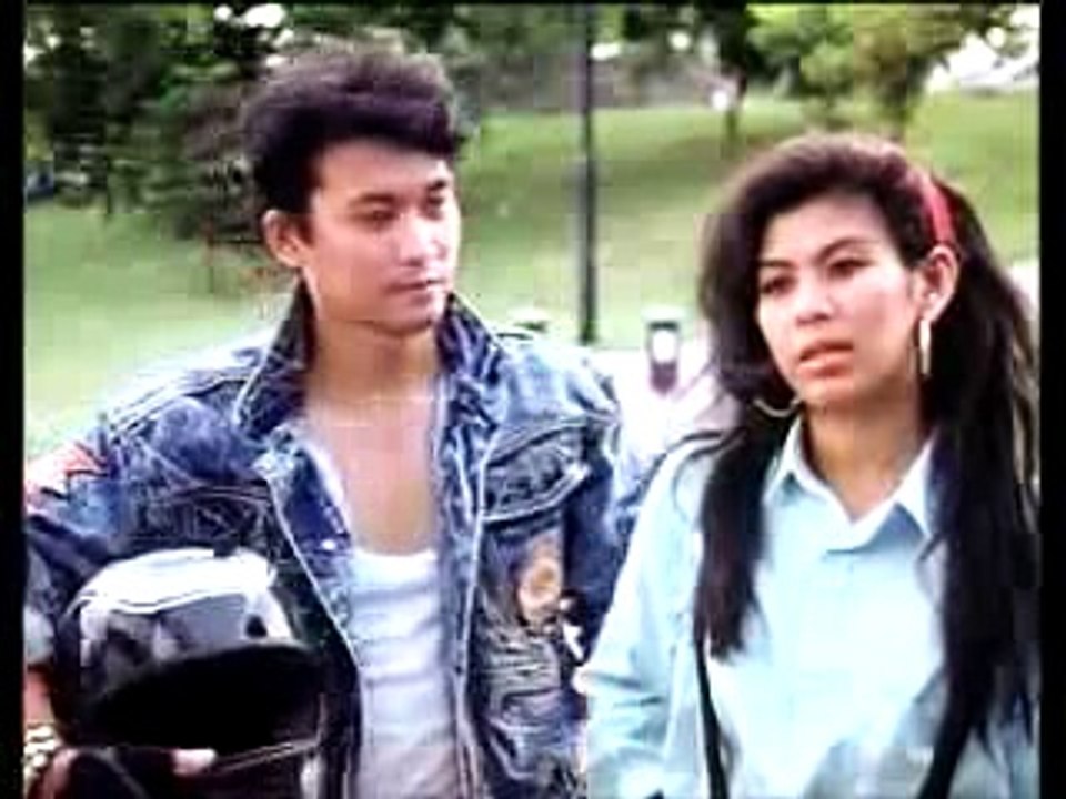 Pelumba Malam (1989) Part1
