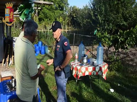 Controlli straordinari della Polizia di Stato al campo nomadi di Via dell’Albuccione ed al CAR