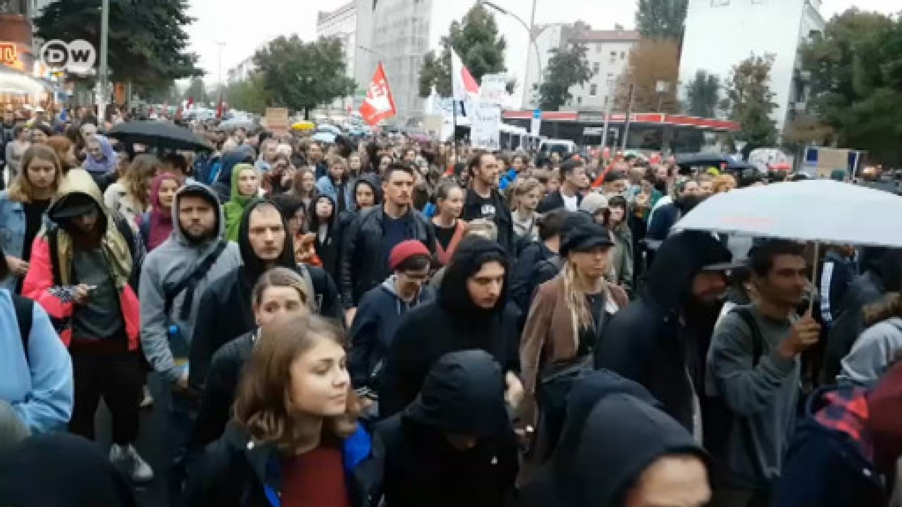 Berlin’de ırkçılığa karşı protesto yürüyüşü