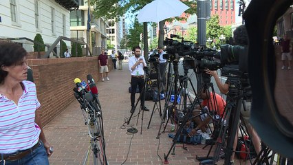 Sin acuerdo por TLCAN, EEUU y Canadá negocian al borde del plazo