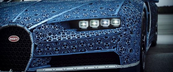 Cette Bugatti Chiron taille réelle en Lego roule vraiment !