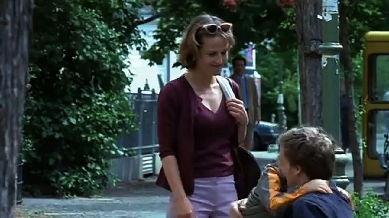 Berlin Berlin S01E03 Happy Birthday Lolle