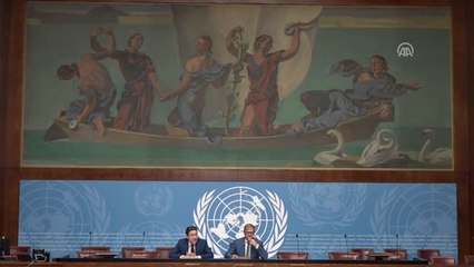 BM'den Yunanistan'a Düzensiz Göçmenleri Ana Karaya Taşı Çağrısı