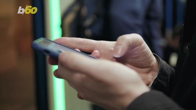 Checking Emails On Your Commute? That Should Count As Work, Study Says