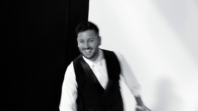 TPMP : Le shooting photo de Cyril Hanouna, Kelly Vedovelli, Benjamin Castaldi… (Exclu Vidéo)