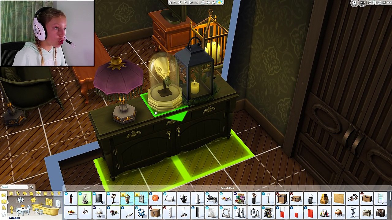CREEPY VAMPIRE ROOM!