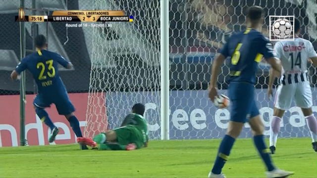 Copa Libertadores - Le but de renard de Carlos Tevez