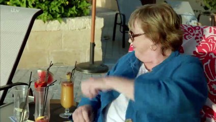 Birds Of A Feather S12E00 Christmas Special