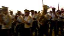 İzmir Foça'da Zafer Bayramı Fener Alayı ve Konserle Kutlandı