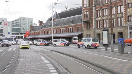 암스테르담 중앙역 흉기 난동...범인, 경찰 총격에 제압돼 / YTN