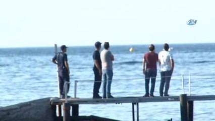 Foça'daki Petrol Kirliliğine İlişkin Çevre ve Şehircilik İl Müdürlüğü'nden Açıklama... "Yaklaşık 2...