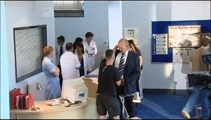 Doctor Who Confidential S03E01