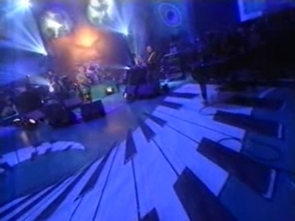 Neneh Cherry live @ BBC Later with Jools Holland 1996 - Woma