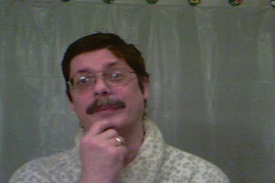 759. TALL WOMEN WHO MARRY SHORT MEN. WHO CARRIES WHOM ACROSS THE THREASH HOLD? SOLUTION TO THE PROBLEM.