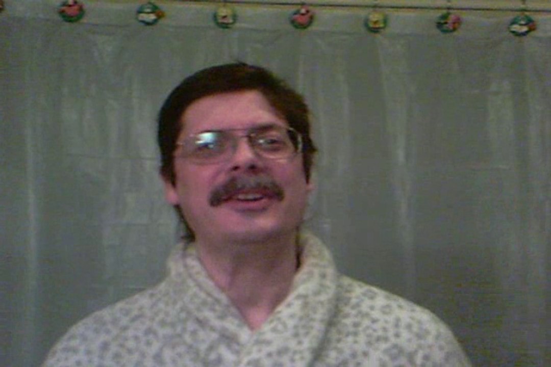 760. WOMEN WHO ARE SIX FOOT EIGHT. HAVE MANY PROBLEM IN PUBLIC BATHROOMS,