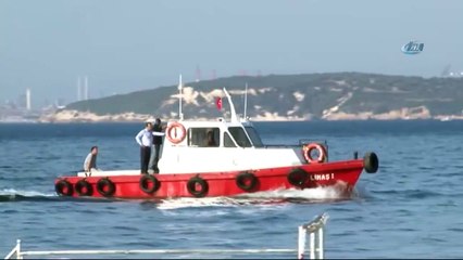 İzmir'de Şoke Eden Görüntü! Petrol Sızıntısı 7 Kilometreye Yayıldı