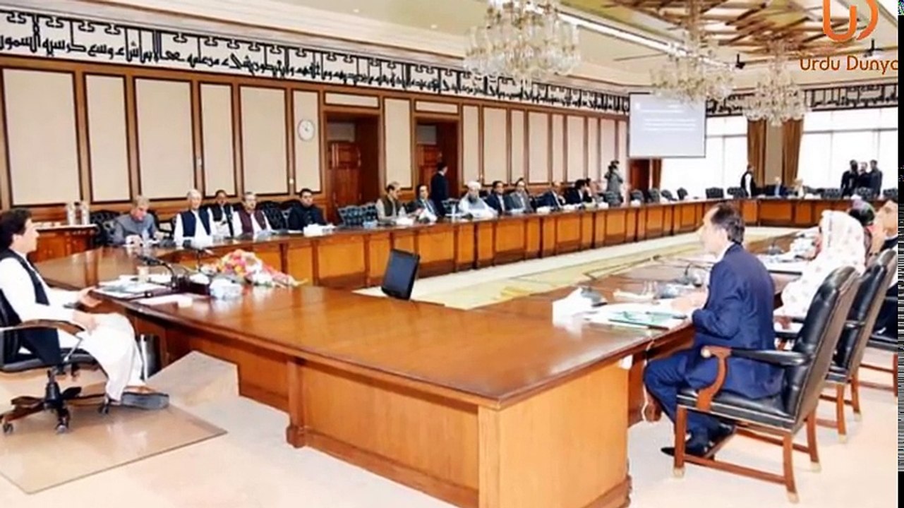 Imran Khan's Routine in PM House and Office Imran Khan in PM Office Urdu