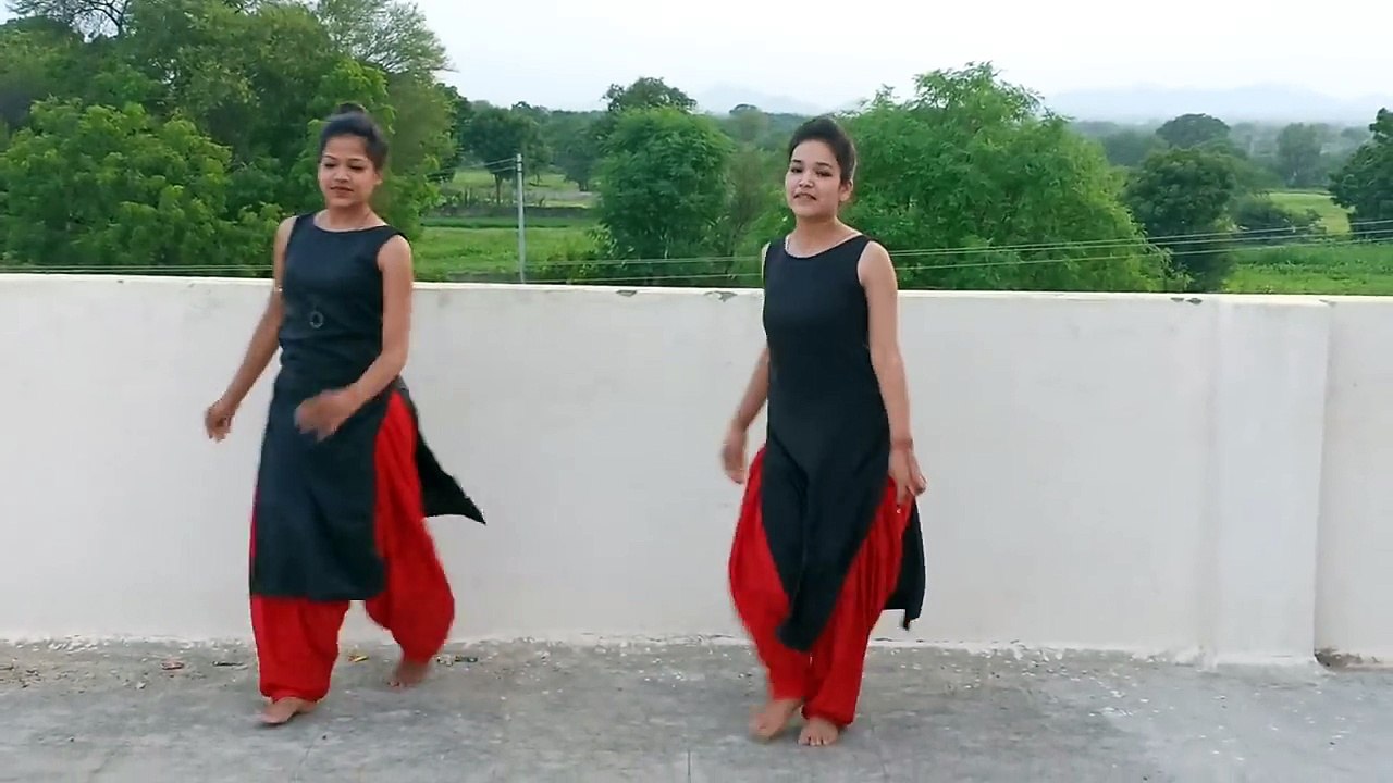 Dilbar Dilbar Dance Performance