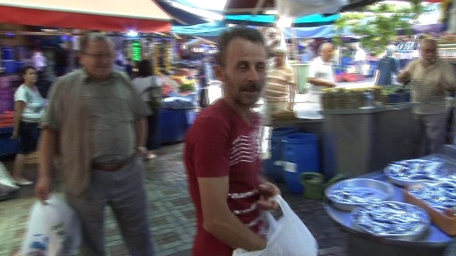 Hamsi 15 liradan tezgâha indi