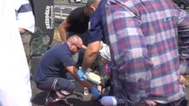 Otoyolda Can Pazarı...lastiği Patlayan Minibüs Otoyolda Devrildi: 14 Yaralı