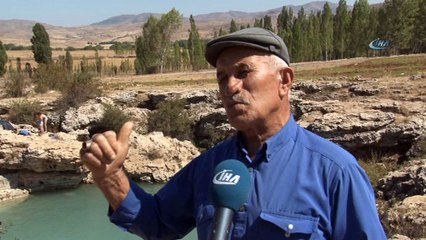 Uyuz olanlara çare olan Uyuz Gölü havadan böyle görüntülendi