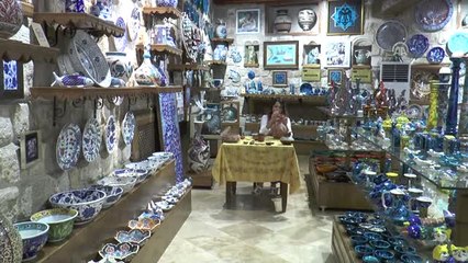 Çini Ustasının Hayalini Kızı Gerçekleştiriyor