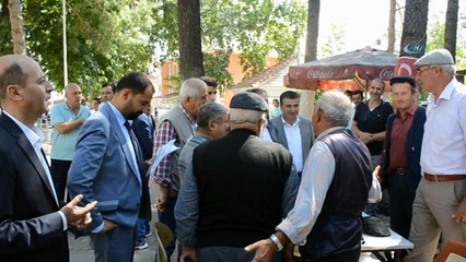 Veysel Eroğlu’ndan baba ocağı Şuhut’ta esnaf ziyareti