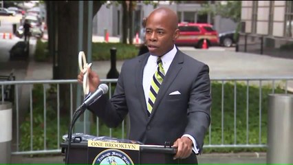 FDNY Employee Still on the Job After Allegedly Ignoring 911 Calls, Posing as Cop