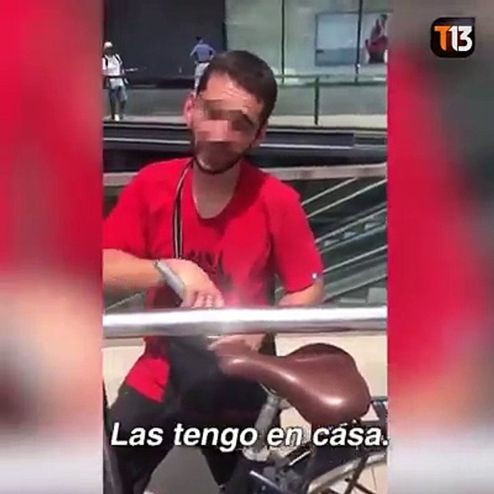 Así increpó una joven a hombre que intentaba robar su bicicleta en Plaza España de Barcelona.»