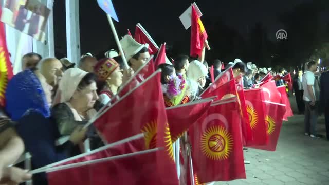 Cumhurbaşkanı Erdoğan'a Sevgi Gösterisi