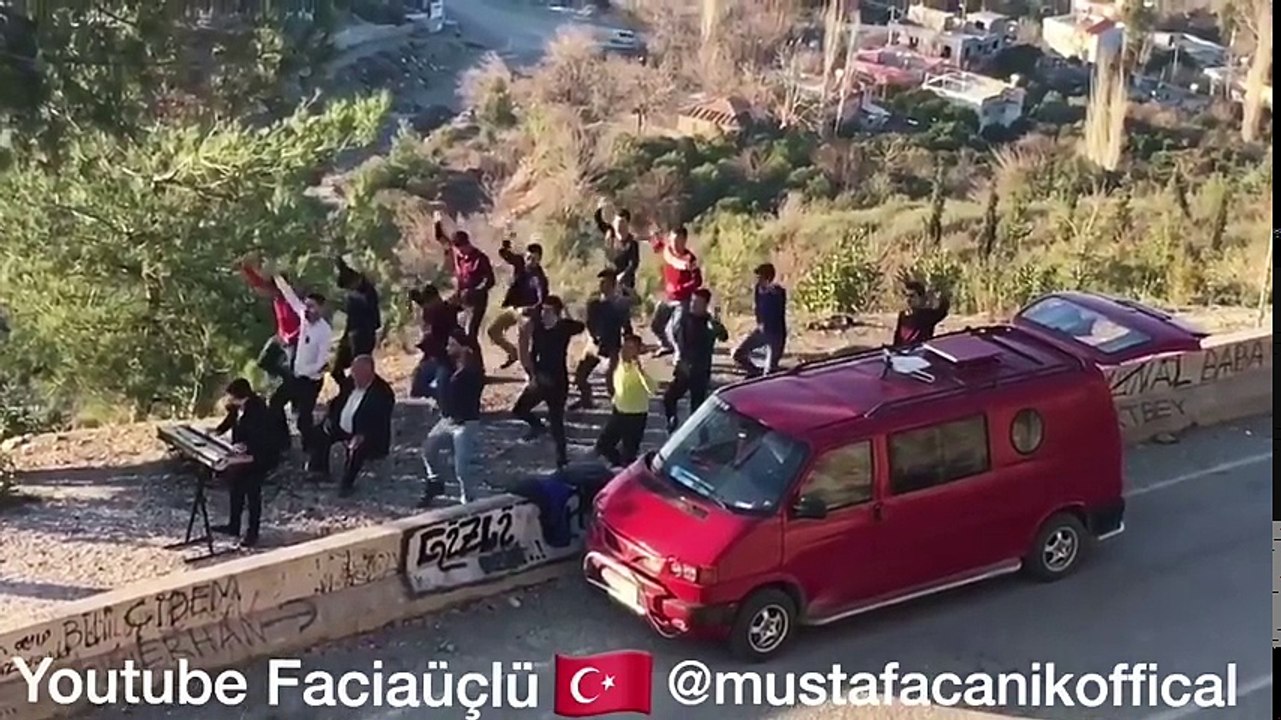 Facia Üçlü En Komik Kolaj
