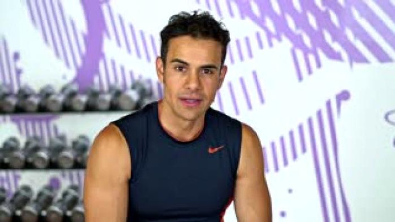 Vida Zen | Dale duro a los brazos en el gym con unas mancuernas