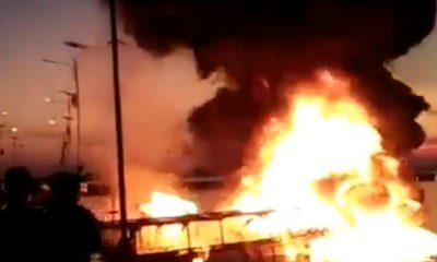 Kapal Pengangkut BBM Terbakar di Pelabuhan Rauf Rahman