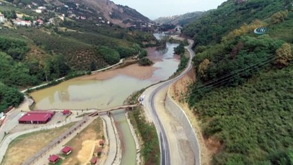 Heyelan ile oluşan Sera Gölü sel kurbanı oldu