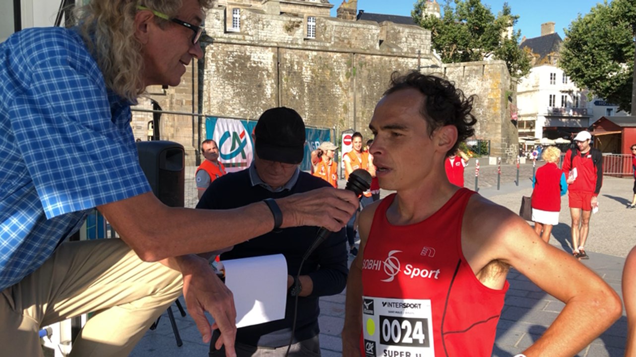 L’arrivée du semi-marathon Cancale Saint-Malo