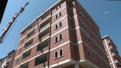 8. Kattan Atlayarak İntihar Etti.